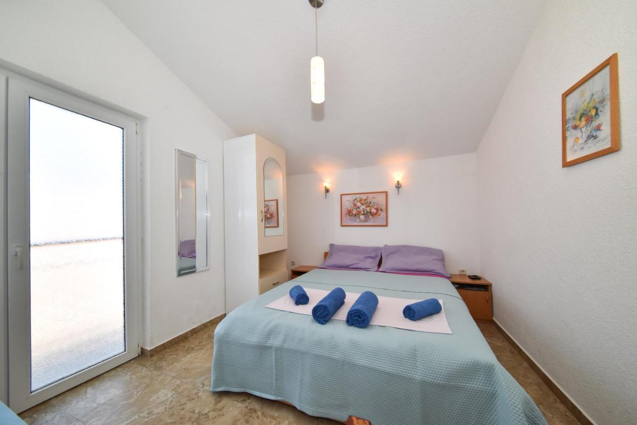 Apartments Zrakic Затон Экстерьер фото